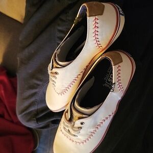 Women keds size 8 baseball shoes